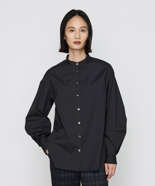 Gabardine K.T(ギャバジンケーティー)の「〔 +サイズ 〕 コットンポリブロード タックボリューム袖のブラウス(シャツ/ブラウス・レディース・オフホワイト/ライトグレー・13号)」の10枚目の写真
