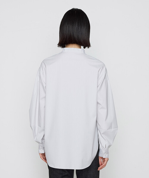Gabardine K.T(ギャバジンケーティー)の「〔 +サイズ 〕 コットンポリブロード タックボリューム袖のブラウス(シャツ/ブラウス・レディース・オフホワイト/ライトグレー・13号)」の13枚目の写真