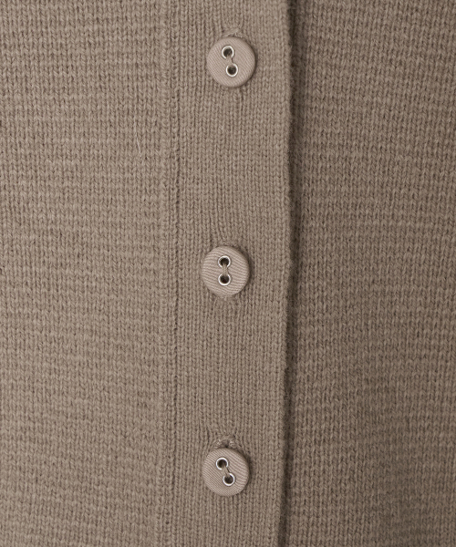 MAYVERU(メイバーユー)の「Dore wool cardigan _ Beige(カーディガン/ボレロ・レディース・その他・FREE)」の6枚目の写真