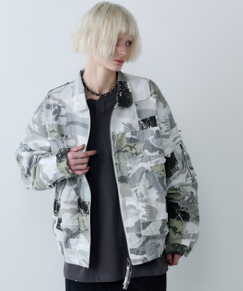 AIVER（アイバー）の「AIVER　ボロフライトジャケット（ミリタリージャケット・メンズ・ブラック/ホワイト×グレー・LARGE/MEDIUM/SMALL）」の2枚目の写真