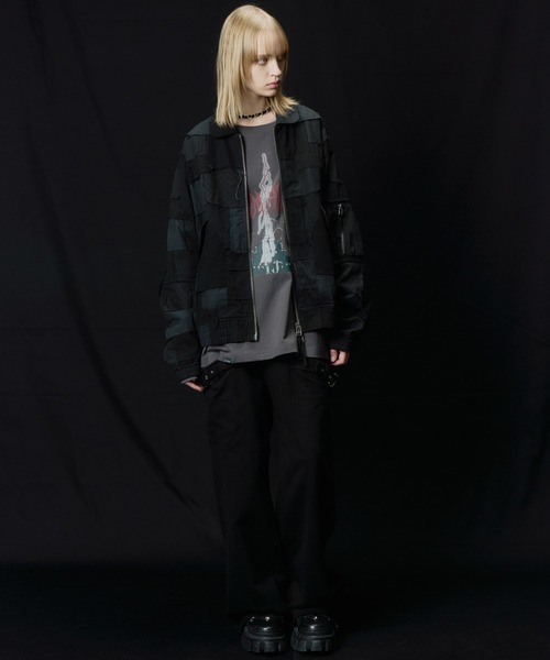 AIVER（アイバー）の「AIVER　ボロフライトジャケット（ミリタリージャケット・メンズ・ブラック/ホワイト×グレー・LARGE/MEDIUM/SMALL）」の3枚目の写真