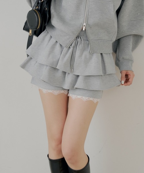 Chico(チコ)の「レイヤードスウェットティアードショートパンツ(その他パンツ・レディース・グレー/ネイビー/オートミール・FREE)」の2枚目の写真