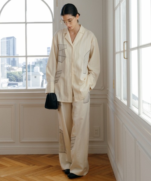 CREDONA（クレドナ）の「ART EMBROIDERY PANTS（その他パンツ・レディース・アイボリー・FREE）」の3枚目の写真