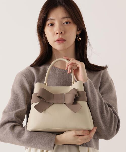 PROPORTION BODY DRESSING（プロポーションボディドレッシング）の「フロントリボンバッグ / 1216181001（ショルダーバッグ・レディース・ベージュ/ブラウン系その他/ホワイト系その他・ﾌﾘ-）」の4枚目の写真