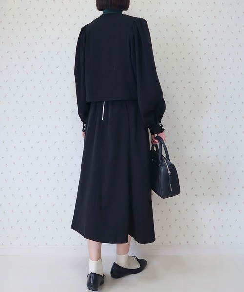 INTERPLAY(インタープレイ)の「【INTERPLAY x MAYUKO】Belted Gather Flare Skirt(スカート・レディース・ブラック/アイボリー・FREE)」の14枚目の写真