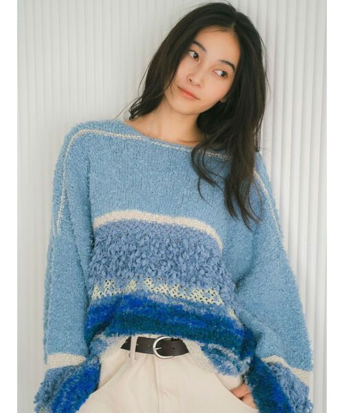 Ungrid(アングリッド)の「ファンシーヤーンスラブニット(ニット/セーター・レディース・ブルー/レッド/アイボリー・FREE)」の5枚目の写真