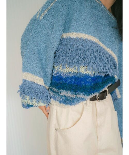 Ungrid(アングリッド)の「ファンシーヤーンスラブニット(ニット/セーター・レディース・ブルー/レッド/アイボリー・FREE)」の8枚目の写真