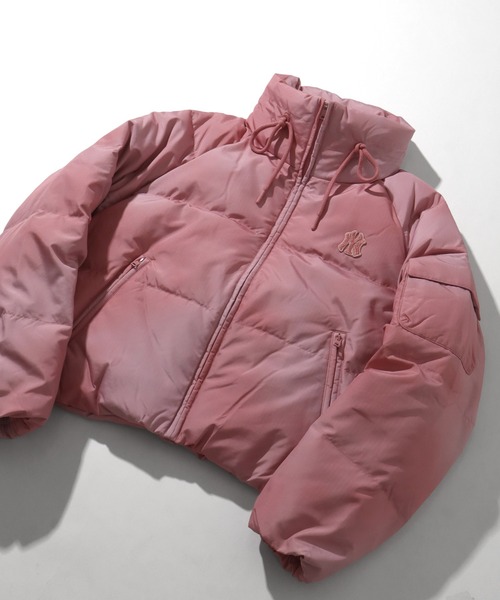 MLB Korea（エムエルビーコリア）の「【MLB KOREA/エムエルビーコリア】Vintage Cropped Curve Padding Down JKT/ヴィンテージ クロップド カーブ パディング ダウンジャケット（ダウンジャケット/コート・レディース・クリーム/チャコールグレー/コーラルピンク・M/S）」の19枚目の写真