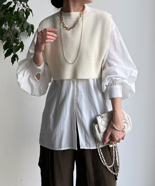 DouDou（ドゥドゥ）の「【WEB限定】ニットベスト×シャツセット（ニット/セーター・レディース・グレー/アイボリー/ブラック・FREE）」の2枚目の写真