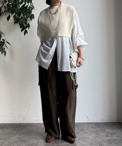 DouDou（ドゥドゥ）の「【WEB限定】ニットベスト×シャツセット（ニット/セーター・レディース・グレー/アイボリー/ブラック・FREE）」の7枚目の写真