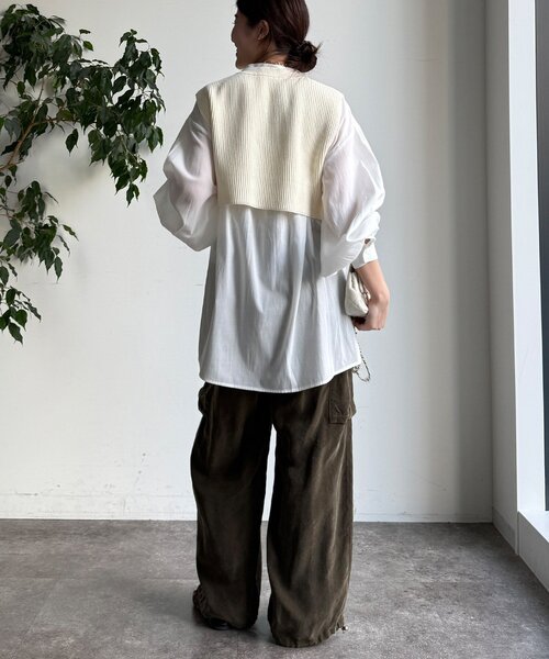 DouDou（ドゥドゥ）の「【WEB限定】ニットベスト×シャツセット（ニット/セーター・レディース・グレー/アイボリー/ブラック・FREE）」の8枚目の写真