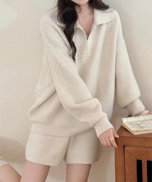 DAY CLOSET(デイ クローゼット)の「【セットアップ/もこもこ立体編み】長袖 スキッパー リブニット プルオーバー + ショートパンツ 上下2点セット レディース(ニット/セーター・レディース・モカ/チャコールグレー/ライトグレー/アイボリー/サックスブルー・FREE)」の7枚目の写真