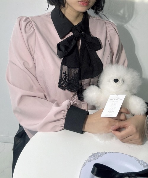 AS KNOW AS plus(アズノゥアズプラス)の「○取り外し可能 リボン付きフリルボウタイブラウス(シャツ/ブラウス・レディース・ブラック系/ピンク系/ホワイト系・FREE)」の3枚目の写真