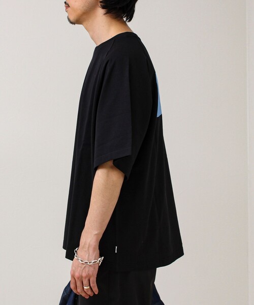 NANGA(ナンガ)の「【NANGA×GLOSTER】別注② Raglan Backprint Tee(Tシャツ/カットソー・メンズ・ブラック系その他2/ブラック系その他/ホワイト系その他・L/M)」の12枚目の写真