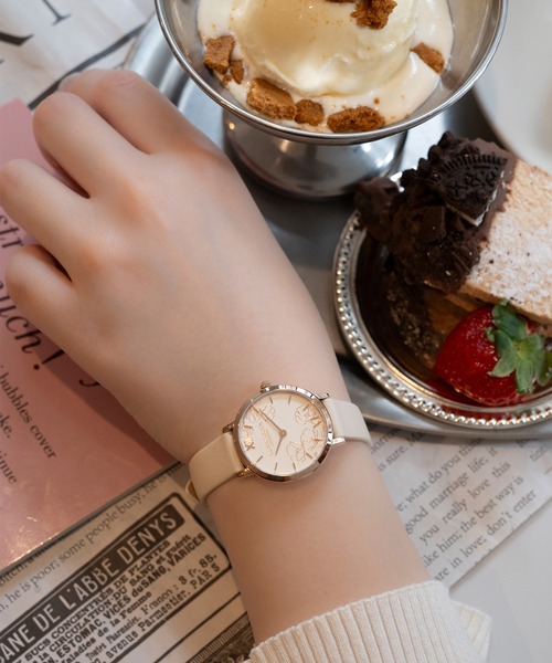 OLIVIA BURTON(オリビアバートン)の「「OLIVIA BURTON/オリビアバートン」シグネチャー - 28mm アブストラクト フローラル(アナログ腕時計・レディース・アイボリー/ベビーピンク/グレイッシュベージュ・FREE)」の11枚目の写真
