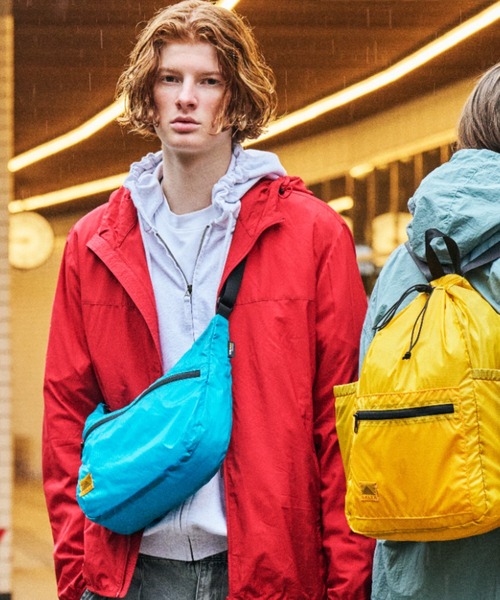 KELTY(ケルティ)の「MonoMAX掲載モデル【KELTY】AIRY CURVE SHOULDER エアリーカーブショルダー 軽量 リップストップナイロン(ショルダーバッグ・レディース・ベージュ/オリーブ/ブラック/ターコイズブルー/イエロー・ONE SIZE)」の21枚目の写真