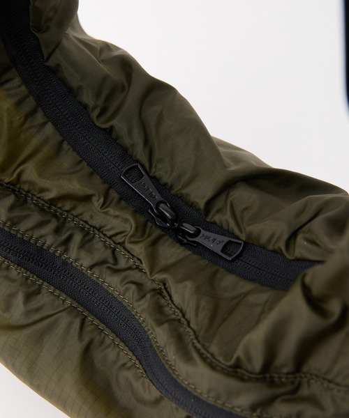 KELTY(ケルティ)の「MonoMAX掲載モデル【KELTY】AIRY CURVE SHOULDER エアリーカーブショルダー 軽量 リップストップナイロン(ショルダーバッグ・レディース・ベージュ/オリーブ/ブラック/ターコイズブルー/イエロー・ONE SIZE)」の16枚目の写真