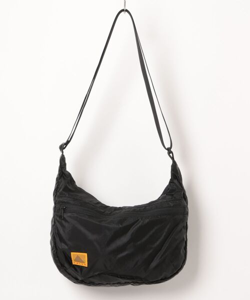 KELTY(ケルティ)の「MonoMAX掲載モデル【KELTY】AIRY CURVE SHOULDER エアリーカーブショルダー 軽量 リップストップナイロン(ショルダーバッグ・レディース・ベージュ/オリーブ/ブラック/ターコイズブルー/イエロー・ONE SIZE)」の19枚目の写真