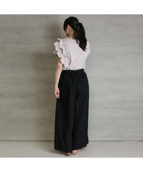 aity（アイティ）の「M-5L 片袖フリル アシメトリーカットソー 夏服（Tシャツ/カットソー・レディース・ホワイト/ピンクベージュ/ブラック・4L～5L/LL～3L/M～Ｌ）」の8枚目の写真