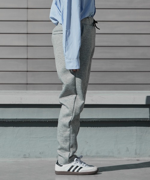 United Athle(ユナイテッドアスレ)の「▲9.4オンス T/R ダンボールニット テーパード イージーパンツ 秋 秋服 2026年秋冬(スウェットパンツ・メンズ・ブラック/ヘザーグレー/ネイビー・S/M/L/XL)」の12枚目の写真