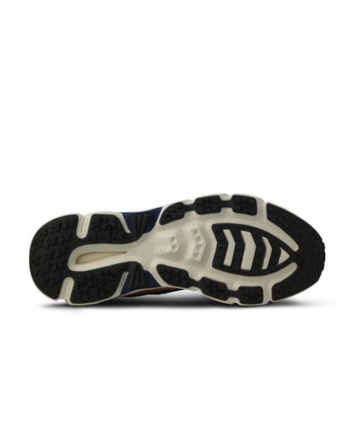 KARHU（カルフ）の「KARHU / “SUPER FULCRUM” スニーカー（スニーカー・レディース・オレンジ系/ホワイト系/ブラック/グレー系/シルバー系・7/6/5/4/8/9/10）」の16枚目の写真