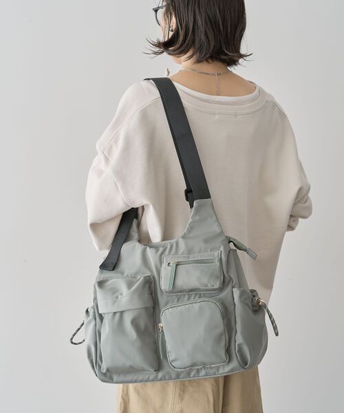 Green　Parks（グリーンパークス）の「【10ポケBag】収納アドバイザー監修アウトポケットトート（トートバッグ・レディース・アイボリー/ブラック/カーキ・FREE）」の11枚目の写真