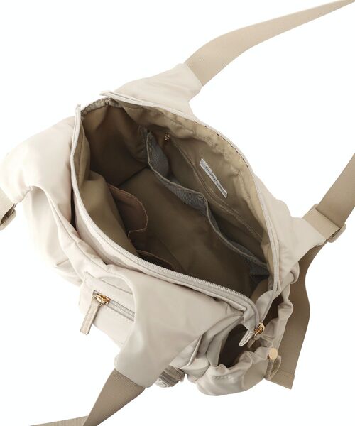 Green　Parks（グリーンパークス）の「【10ポケBag】収納アドバイザー監修アウトポケットトート（トートバッグ・レディース・アイボリー/ブラック/カーキ・FREE）」の17枚目の写真