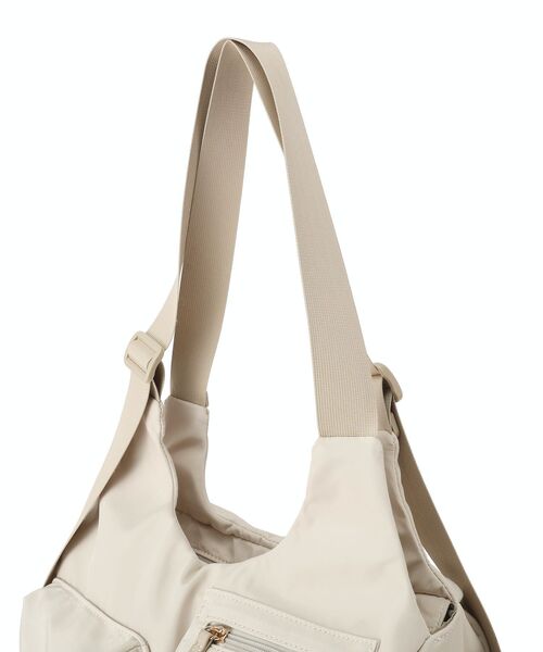 Green　Parks（グリーンパークス）の「【10ポケBag】収納アドバイザー監修アウトポケットトート（トートバッグ・レディース・アイボリー/ブラック/カーキ・FREE）」の19枚目の写真