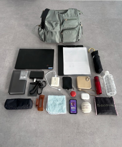 Green Parks(グリーンパークス)の「【10ポケBag】収納アドバイザー監修アウトポケットトート(トートバッグ・レディース・アイボリー/ブラック/カーキ・FREE)」の5枚目の写真