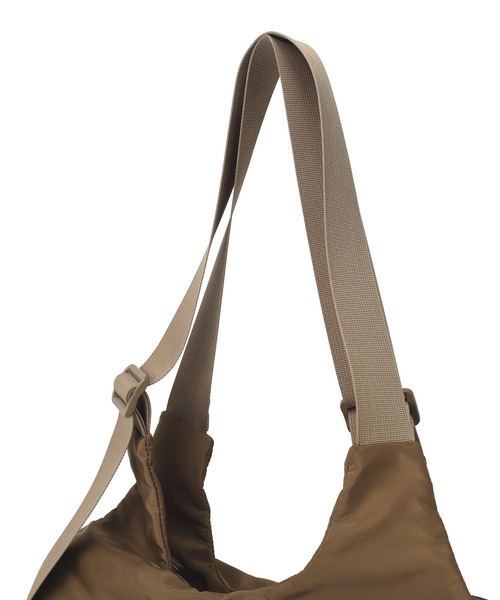 Green Parks(グリーンパークス)の「【10ポケBag】収納アドバイザー監修アウトポケットトート(トートバッグ・レディース・アイボリー/ブラック/カーキ系1/ライトグレー/ブラウン系1/カーキ/ブラウン・FREE)」の19枚目の写真