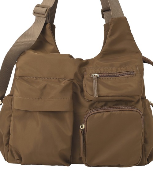 Green Parks(グリーンパークス)の「【10ポケBag】収納アドバイザー監修アウトポケットトート(トートバッグ・レディース・アイボリー/ブラック/カーキ系1/ライトグレー/ブラウン系1/カーキ/ブラウン・FREE)」の21枚目の写真