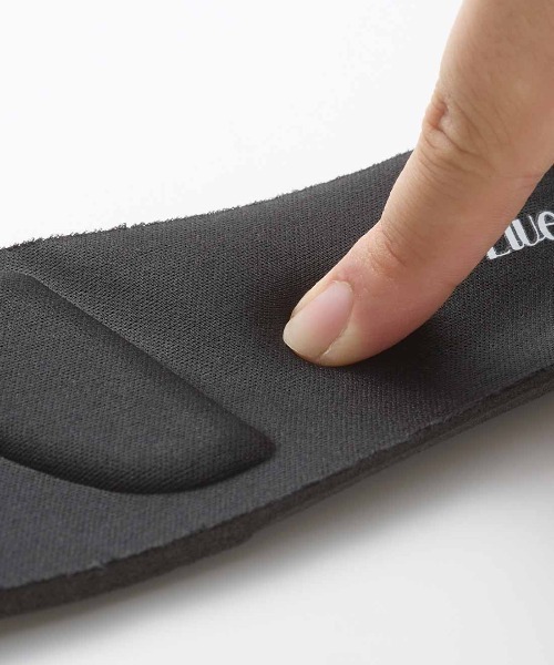 Live in comfort(リブインコンフォート)の「リブ イン コンフォート オケージョン遣いにぴったり!1足持っておきたい ストレッチ合皮素材のコンフォータブルパンプス〈ブラック〉(パンプス・レディース・ブラック・3/4/5)」の5枚目の写真