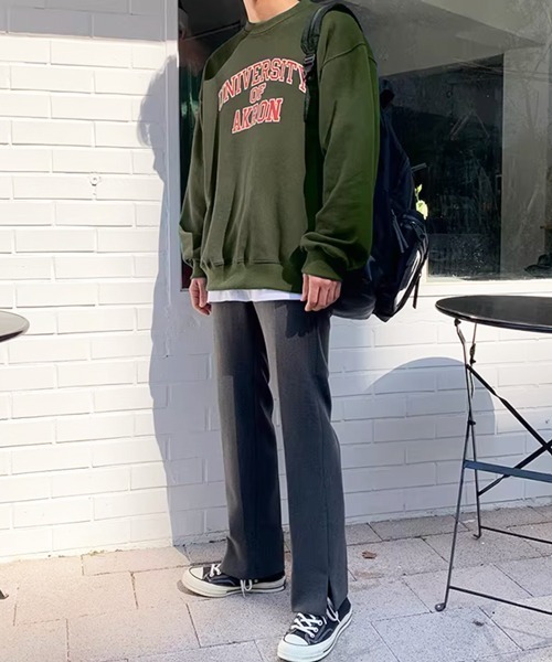 NOWLE(ノウル)の「【NOWLE】UNIVERSITY OF AKRON カレッジロゴ アーチプリント クルーネック スウェット(スウェット・メンズ・ダークカーキ/ブラック・MEDIUM/SMALL/X-LARGE/LARGE)」の11枚目の写真