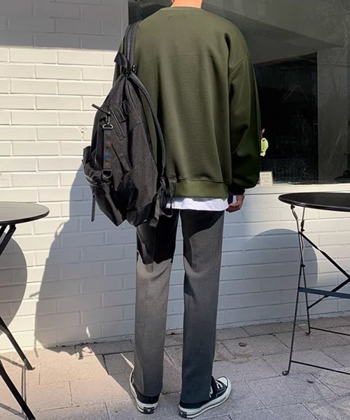 NOWLE(ノウル)の「【NOWLE】UNIVERSITY OF AKRON カレッジロゴ アーチプリント クルーネック スウェット(スウェット・メンズ・ダークカーキ/ブラック・MEDIUM/SMALL/X-LARGE/LARGE)」の13枚目の写真