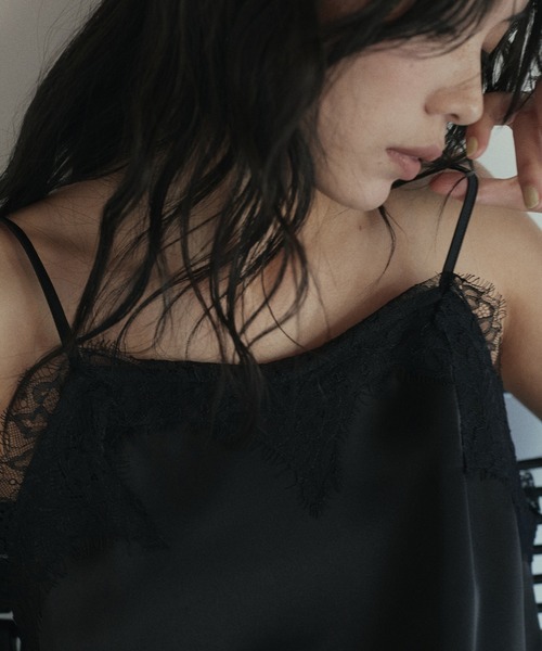 hellam（へラム）の「サテンレースアシメキャミ（タンクトップ・レディース・ブラウン/アイボリー/ブラック・FREE）」の20枚目の写真