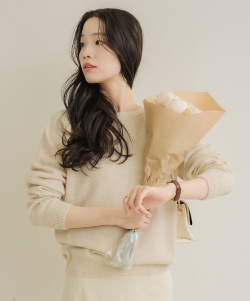 NEUNA（ヌナ）の「【韓国select item】ウール×アルパカベーシックセーター（ニット/セーター・レディース・アイボリー/ブルー・FREE）」の21枚目の写真