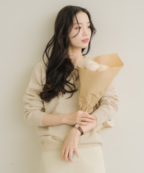 NEUNA（ヌナ）の「【韓国select item】ウール×アルパカベーシックセーター（ニット/セーター・レディース・アイボリー/ブルー・FREE）」の17枚目の写真