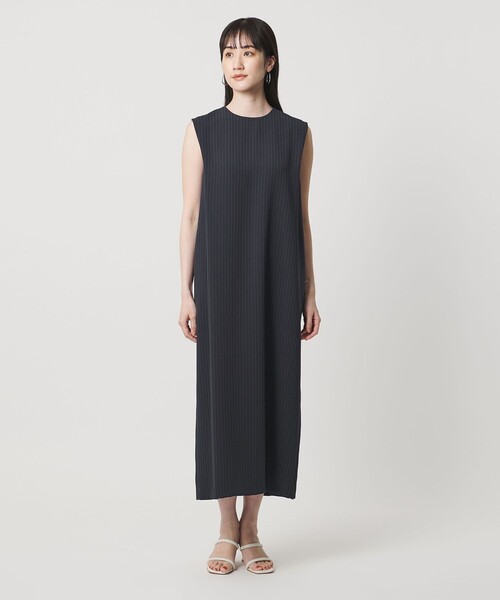 UNITED ARROWS(ユナイテッドアローズ)の「Drapy タック ノースリーブ ストライプ ワンピース ‐ウォッシャブル‐(ワンピース・レディース・その他1・38/36)」の4枚目の写真