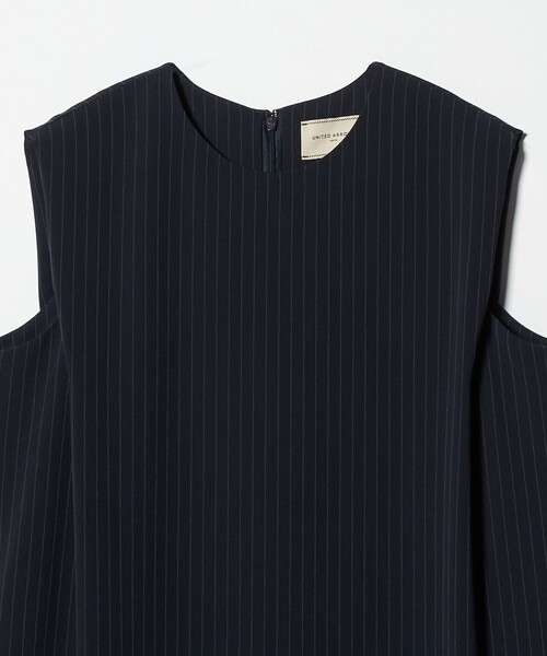 UNITED ARROWS(ユナイテッドアローズ)の「Drapy タック ノースリーブ ストライプ ワンピース ‐ウォッシャブル‐(ワンピース・レディース・その他1・38/36)」の9枚目の写真
