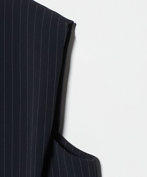 UNITED ARROWS(ユナイテッドアローズ)の「Drapy タック ノースリーブ ストライプ ワンピース ‐ウォッシャブル‐(ワンピース・レディース・その他1・38/36)」の10枚目の写真