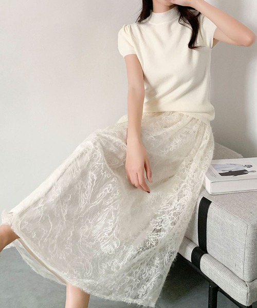 LOWO(ロワ)の「シアー 総レース ロング フレアスカート(スカート・レディース・アイボリー・FREE)」の6枚目の写真