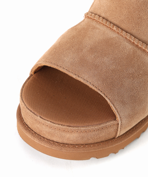 plage（プラージュ）の「UGG / アグ W GOLDENSTAR CUTOUT SLIDE サンダル（サンダル・レディース・ブラック/タン・25cm/24cm/23cm/22cm）」の18枚目の写真