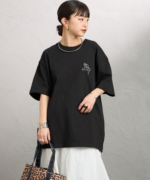 Manhattan Portage（マンハッタンポーテージ）の「【WEB先行予約】[MANHATTAN PORTAGE/マンハッタンポーテージ] 別注 ランダム手描き風刺繍 バックプリントTシャツ（Tシャツ/カットソー・レディース・ネイビー/ライトグレー/ブラック・XL/L/M/S）」の19枚目の写真