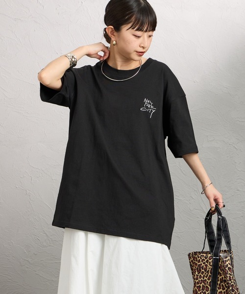 Manhattan Portage（マンハッタンポーテージ）の「【WEB先行予約】[MANHATTAN PORTAGE/マンハッタンポーテージ] 別注 ランダム手描き風刺繍 バックプリントTシャツ（Tシャツ/カットソー・レディース・ネイビー/ライトグレー/ブラック・XL/L/M/S）」の10枚目の写真