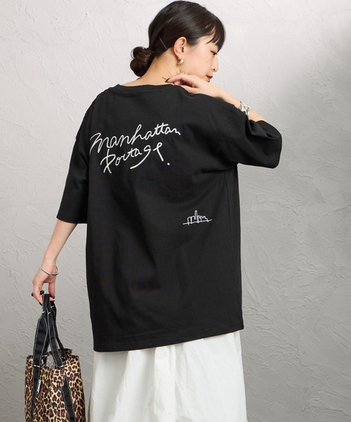 Manhattan Portage（マンハッタンポーテージ）の「【WEB先行予約】[MANHATTAN PORTAGE/マンハッタンポーテージ] 別注 ランダム手描き風刺繍 バックプリントTシャツ（Tシャツ/カットソー・レディース・ネイビー/ライトグレー/ブラック・XL/L/M/S）」の13枚目の写真