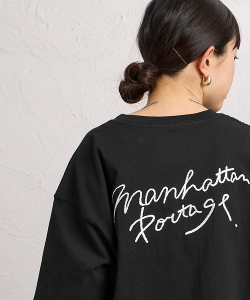 Manhattan Portage（マンハッタンポーテージ）の「【WEB先行予約】[MANHATTAN PORTAGE/マンハッタンポーテージ] 別注 ランダム手描き風刺繍 バックプリントTシャツ（Tシャツ/カットソー・レディース・ネイビー/ライトグレー/ブラック・XL/L/M/S）」の9枚目の写真
