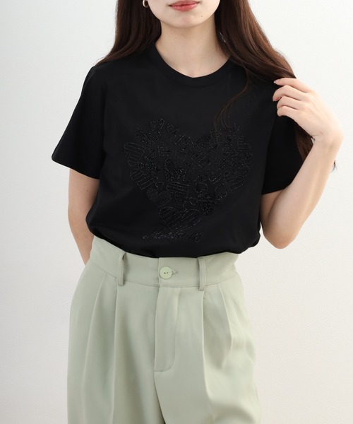 EGLANTINE(エグランティーヌ)の「EGLANTINE ビジューハートモチーフ半袖カットソー ラインストーン(Tシャツ/カットソー・レディース・ブラック/オフホワイト/キャメル・38)」の11枚目の写真