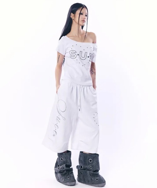 Ada.（エイダ）の「◇SETUPEXE◇ブランド直輸入正規品/スー ワイド ネック トップ SUE WIDE NECK TOP（Tシャツ/カットソー・レディース・ホワイト/ブラック・FREE）」の6枚目の写真