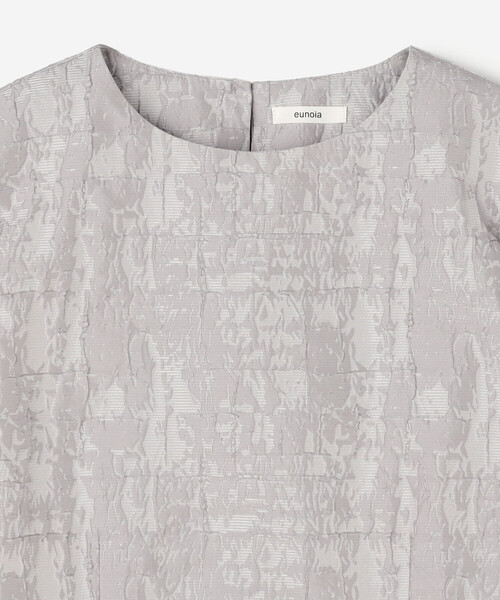 Bshop（ビショップ）の「eunoia | ジャガード パフスリーブブラウス WOMEN（シャツ/ブラウス・レディース・グレー/ブラック・ONE）」の5枚目の写真