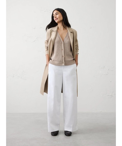 BANANA REPUBLIC FACTORY STORE(バナナリパブリック ファクトリーストア)の「BANANA REPUBLIC FACTORY STORE ラミーコットン Vネック カーディガン(カーディガン/ボレロ・レディース・ブラウン/ライトブルー/ベージュ/ネイビー・XS/L/S/M)」の9枚目の写真